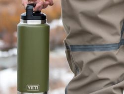 Yeti Rambler 36 oz Water Bottle Durability Test for Athletes